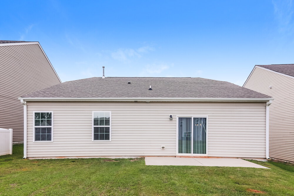 Building Photo - 78 N Great White Way