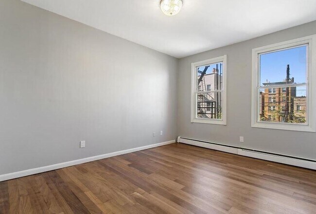 Building Photo - 475 Palisade Ave