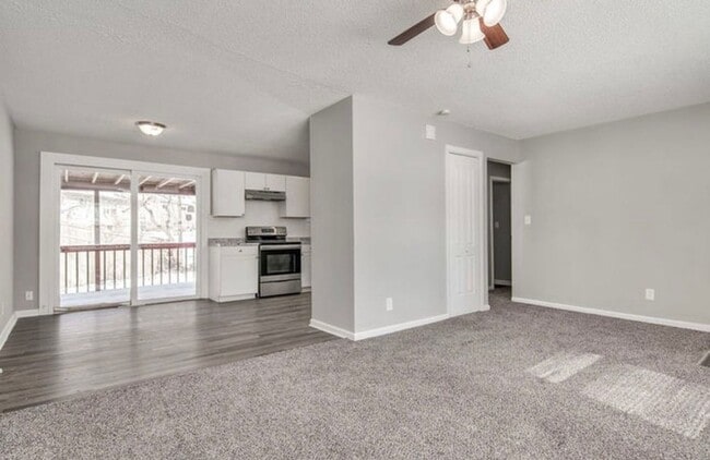 Building Photo - Coming Soon! Stylish 3-Bed, 2-Bath Home wi...