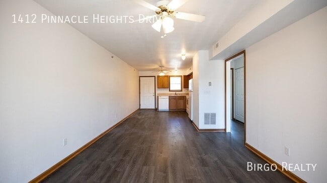 Building Photo - Move in Special! First Month's Rent is Fre...