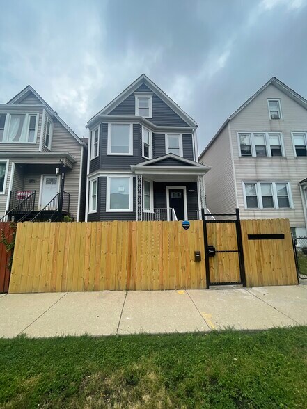Front Home - 3617 W Shakespeare Ave