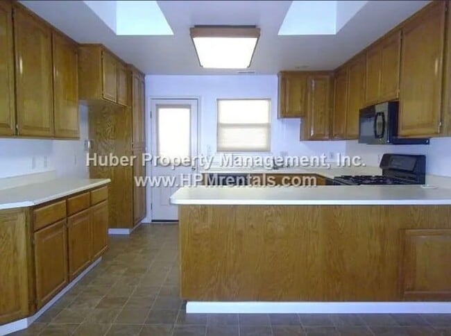 Building Photo - Bright Single-Story Home with Skylights, Wood Stove & Large Deck