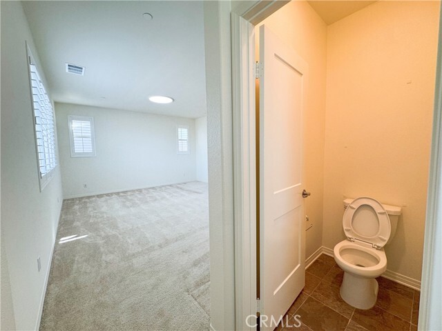Building Photo - 3352 E Kane Dr
