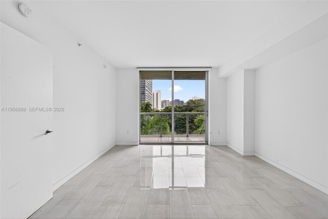 Building Photo - 500 Brickell Ave