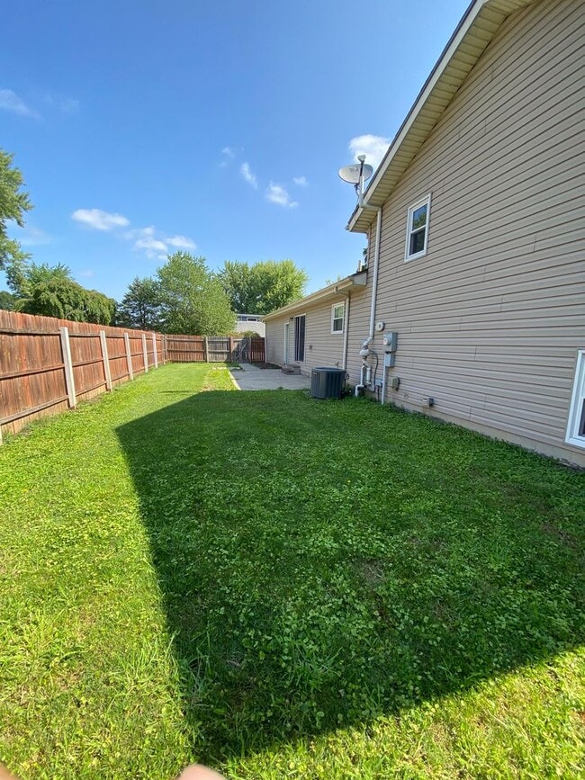 Building Photo - 4471 Ambridge Ln