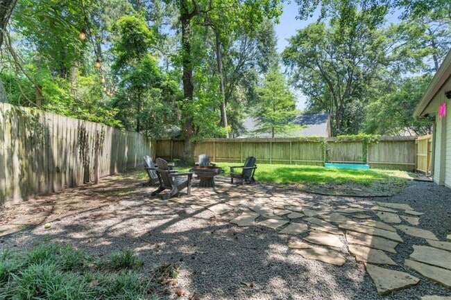 Building Photo - 25 Hornbill Ct