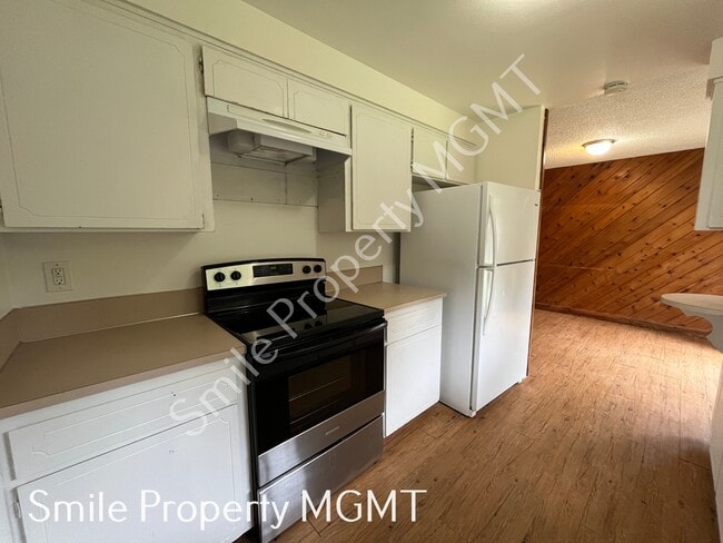 Building Photo - 3016 SE 140th Ave