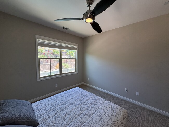 Building Photo - 3646 Buck Ridge Ave