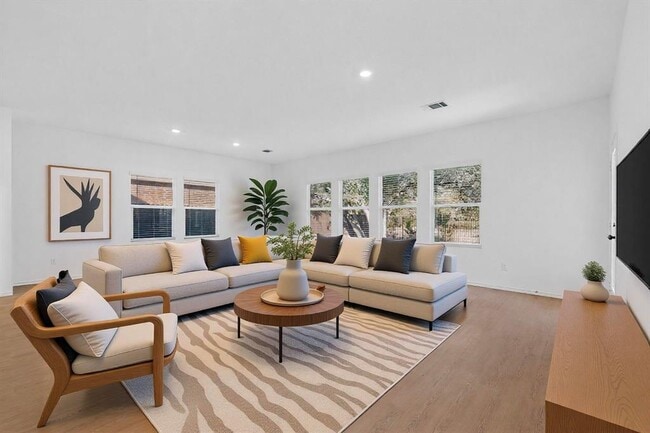 Building Photo - 1516 Boggy Crk Rnch Rd