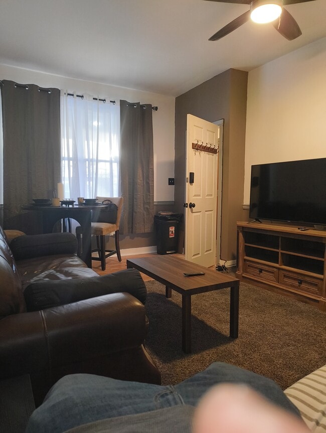 Building Photo - RSSR APARTMENTS