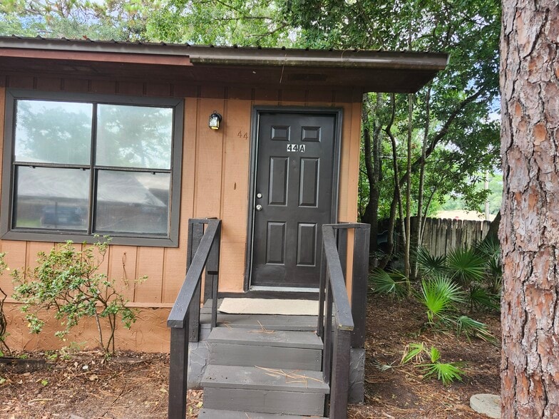Front of unit - 44 5th Ave