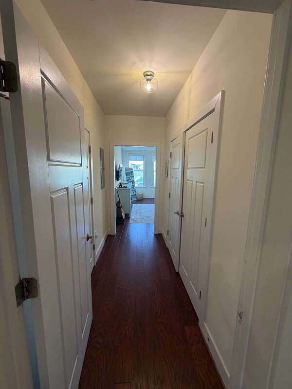 Building Photo - 1107 S Walter Reed Dr