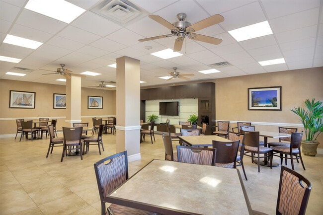 Building Photo - 305 N Pompano Beach Blvd