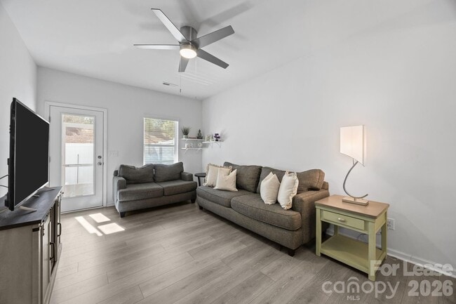 Building Photo - 7471 Hartsfield Dr