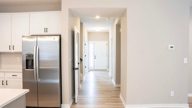 Building Photo - 1717 Longhill Dr