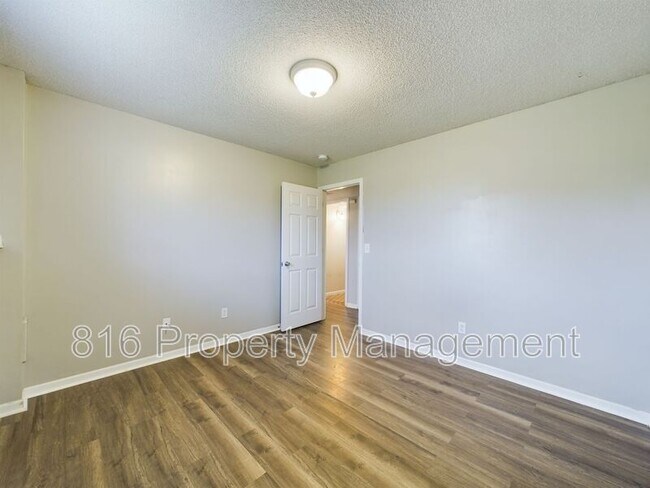 Building Photo - 510 Shannon Ave
