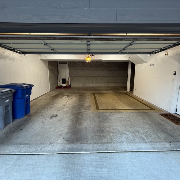 Building Photo - 3748 257th Ave SE