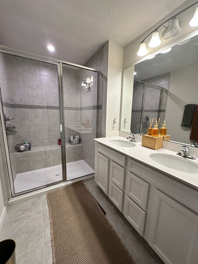 Building Photo - Beautiful Apopka Home For Rent!