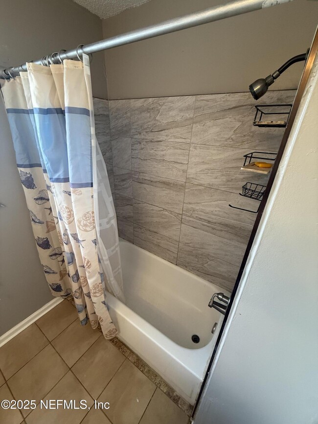 Building Photo - 4026 Cedar Island Rd E