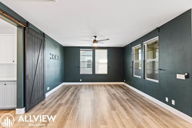 Building Photo - Turnkey 2 Bedroom, 2.5 Bath End Unit Townhome Available NOW in Rancho Mission Viejo!