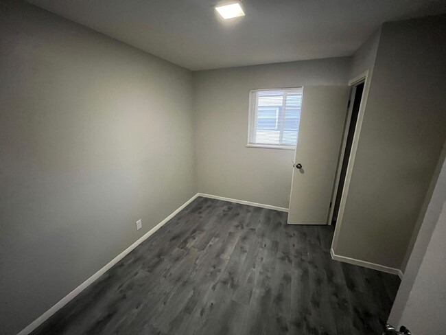 Building Photo - Newly Renovated Three Bedroom Coming Avail...