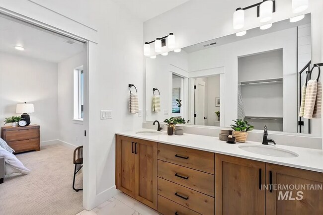 Building Photo - 4630 W Riva Capri Ct