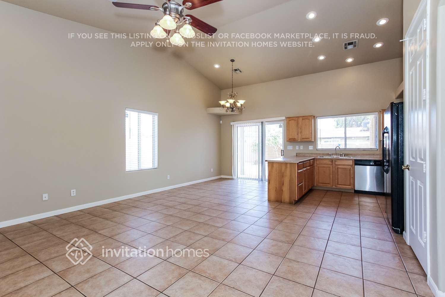 Building Photo - 1017 N 61st Dr