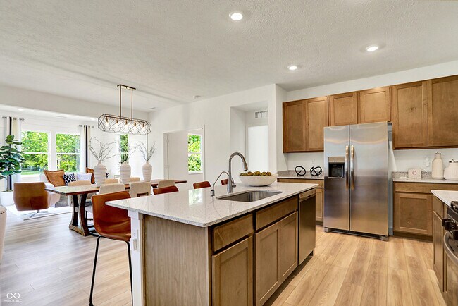 Building Photo - 16826 Sherwin Ct