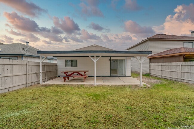 Building Photo - 9958 Panther Bay