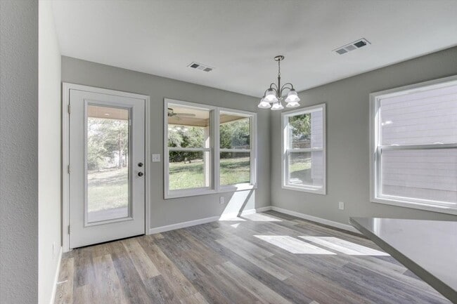 Building Photo - 205 Elysian Hills Dr