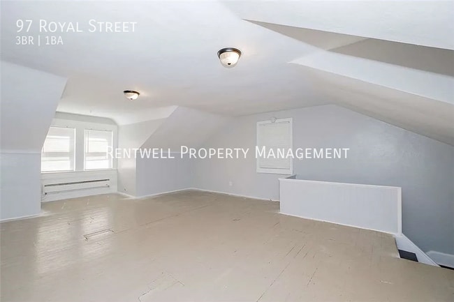 Building Photo - 97 Royal St