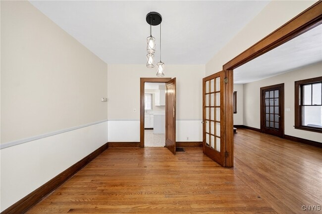 Building Photo - 1521 Grant Blvd