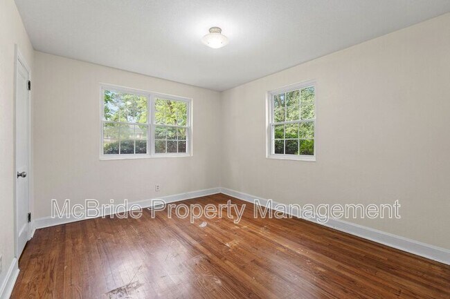 Building Photo - 105 Nut Grove Dr