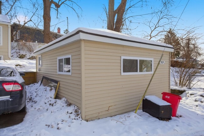Building Photo - Charming 1-Bed, 1-Bath ADU in Lake Orion!