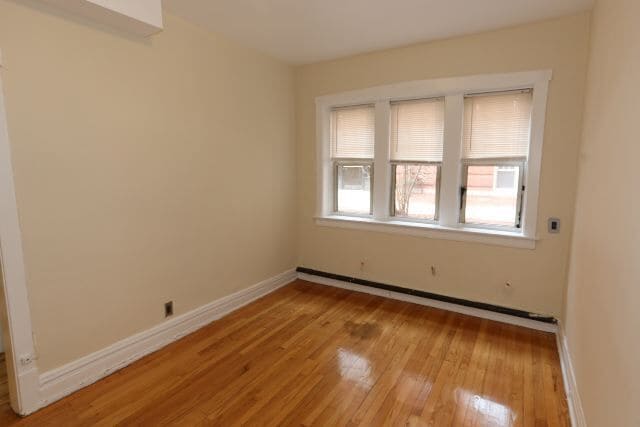 Building Photo - 632 W Aldine Ave