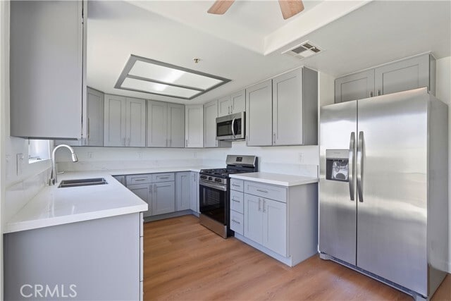 Building Photo - 9245 Woodman Ave