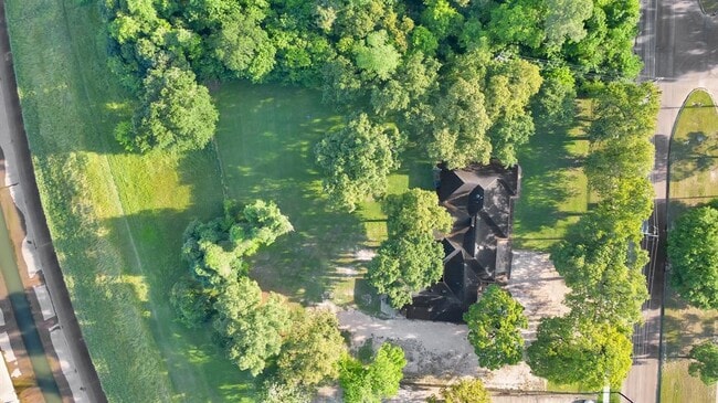 Building Photo - 2914 W T C Jester Blvd