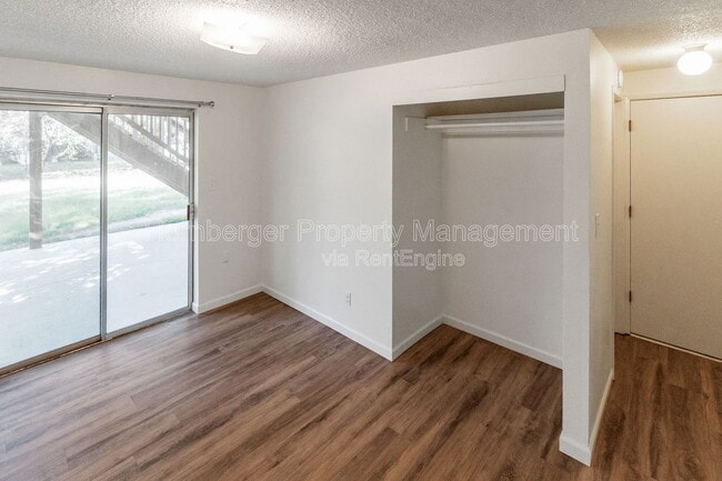 Building Photo - 2618 S Blake Rd
