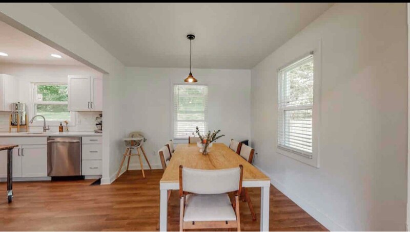Building Photo - 202 Caldwell Dr