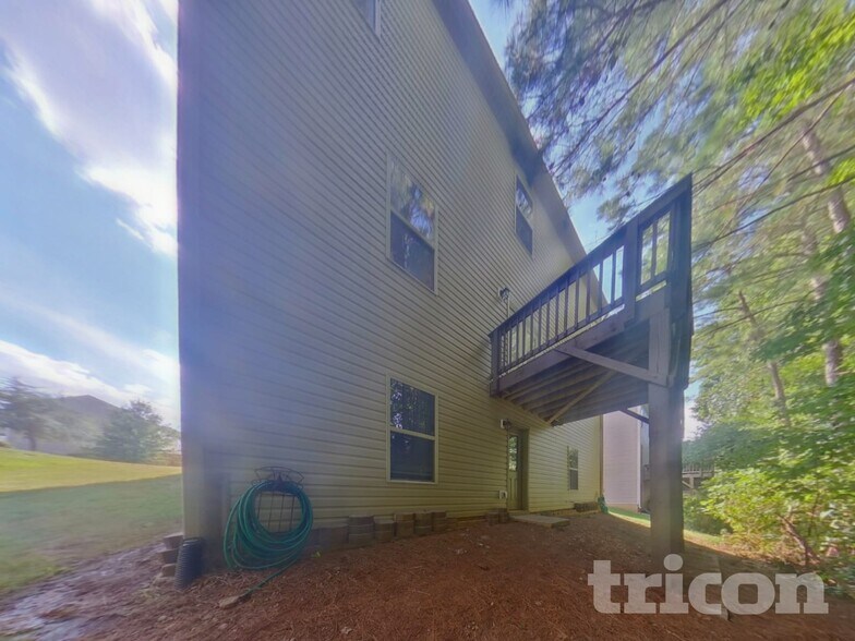 Building Photo - 170 Ivey Meadow Dr