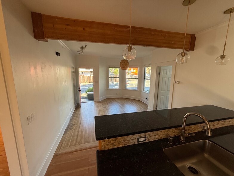 Building Photo - 1258 67th St