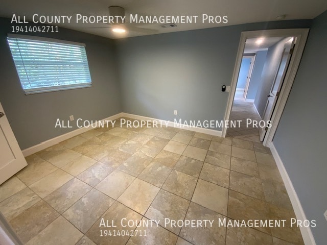 Building Photo - 5425 San Jose Dr