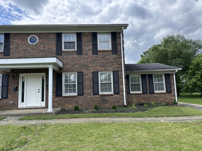 Building Photo - 222 Medlock Rd