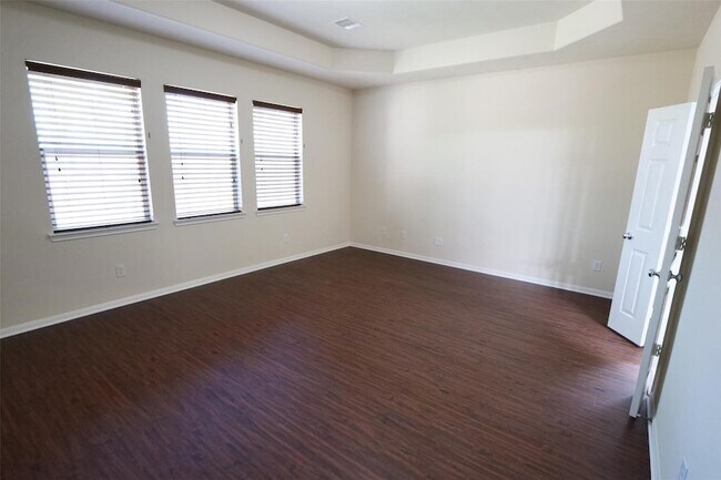 Building Photo - 21610 Alta Peak Way