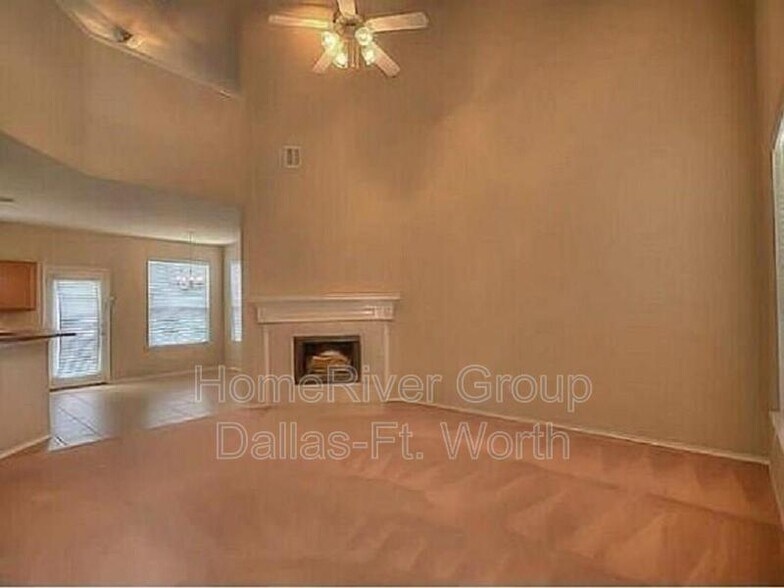 Building Photo - 9840 Old Field Dr