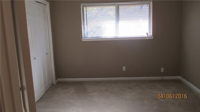 Building Photo - 13223 Kit Ln