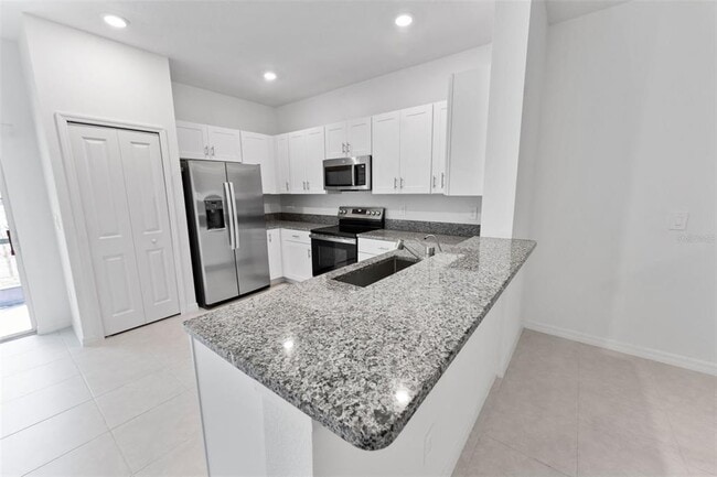Building Photo - 10220 Honey Hammock Wy