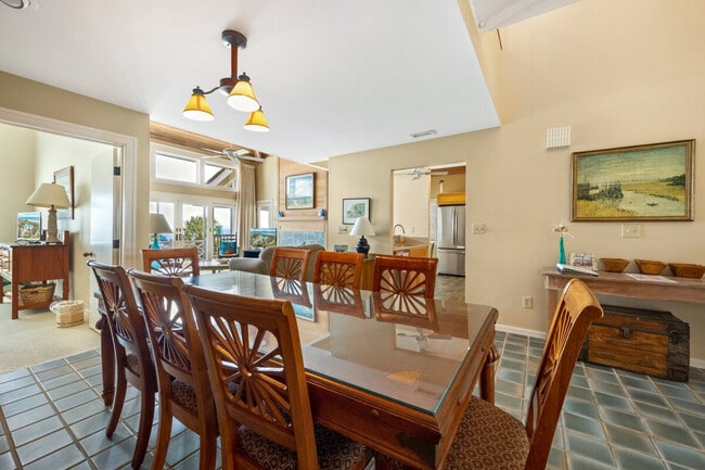 Building Photo - 1029 Debordieu Blvd