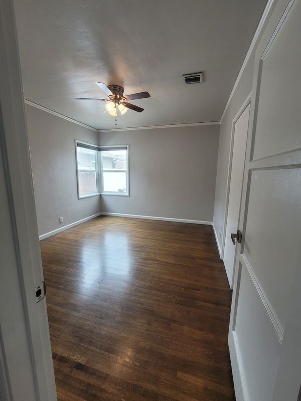 Building Photo - 3948 Rose Ave