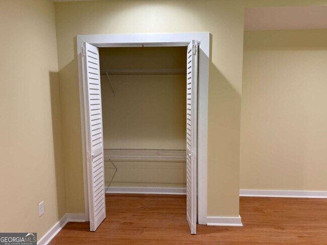 Building Photo - 2786 Brookcliff Landing NE